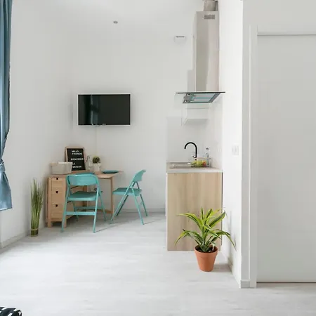 Apartment Proche Jean Moulin, Location Courte Duree